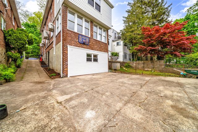 5618 Sylvan Avenue, Bronx, NY 10471