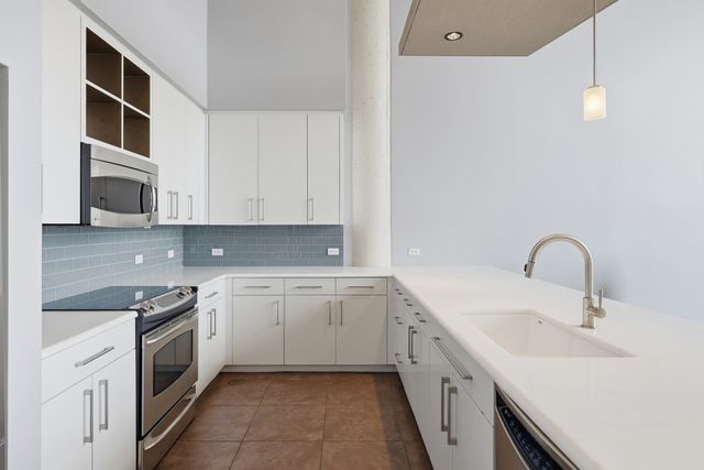 2600 W 7th Street 1827, Fort Worth, TX 76107