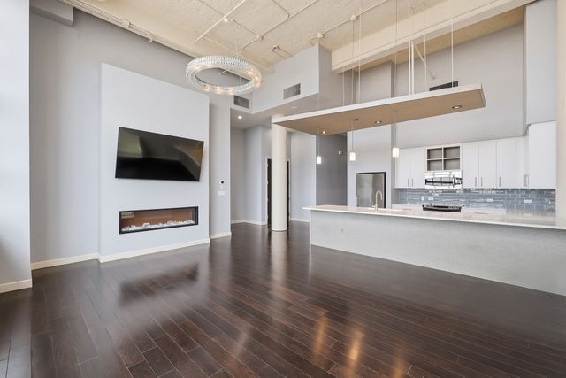 2600 W 7th Street 1827, Fort Worth, TX 76107