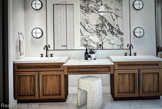 1904 SANDY SHORES Drive, Oxford Charter Township, MI 48371