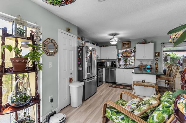 12304 NW 8th Ter, Miami, FL 33182