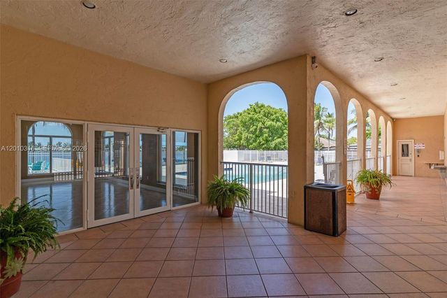 12304 NW 8th Ter, Miami, FL 33182