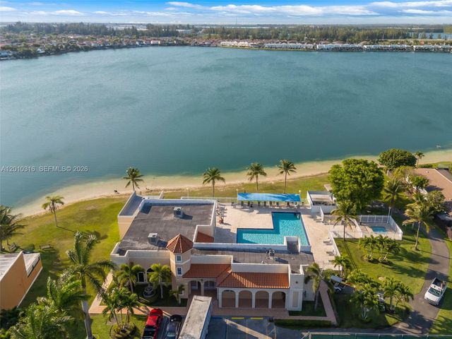 12304 NW 8th Ter, Miami, FL 33182