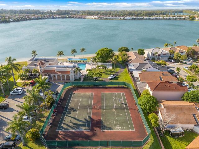 12304 NW 8th Ter, Miami, FL 33182