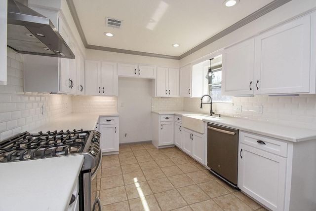 1918 Tulsa Street, Deer Park, TX 77536