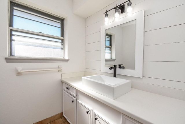 1918 Tulsa Street, Deer Park, TX 77536