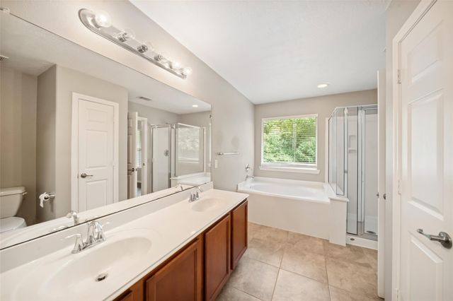 3 Whitekirk, The Woodlands, TX 77354