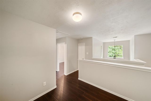 3 Whitekirk, The Woodlands, TX 77354
