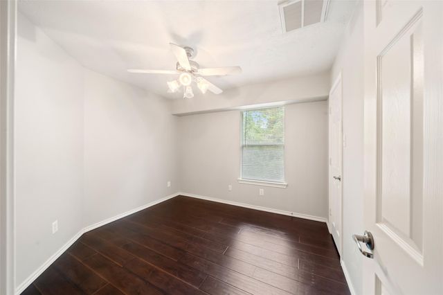 3 Whitekirk, The Woodlands, TX 77354