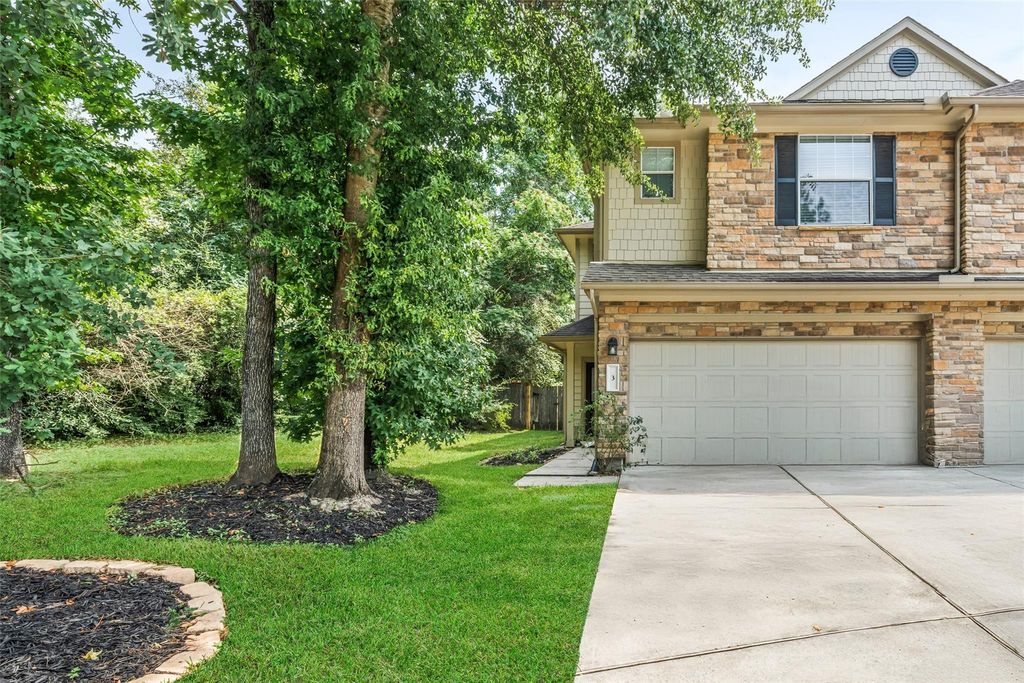 3 Whitekirk, The Woodlands, TX 77354