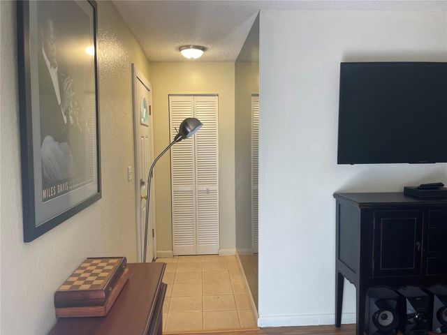 8601 CATTAIL DRIVE 8601, Temple Terrace, FL 33637