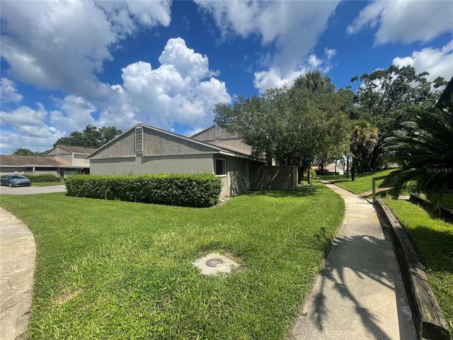 8601 CATTAIL DRIVE 8601, Temple Terrace, FL 33637