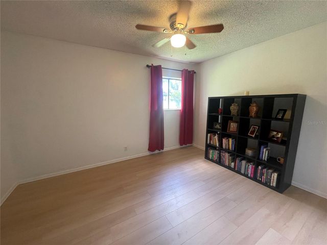 8601 CATTAIL DRIVE 8601, Temple Terrace, FL 33637