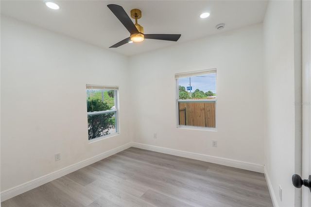 8408 N SEMINOLE AVENUE, Tampa, FL 33604