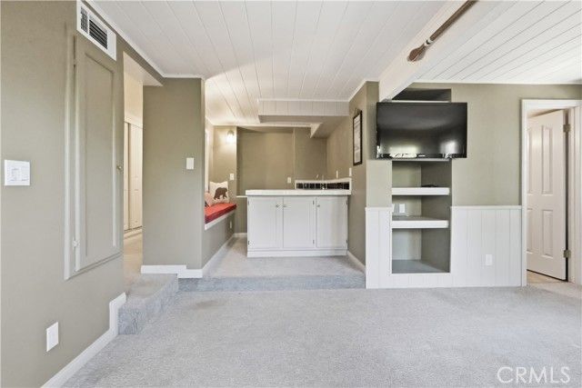 174 Golf Course Road, Lake Arrowhead, CA 92352