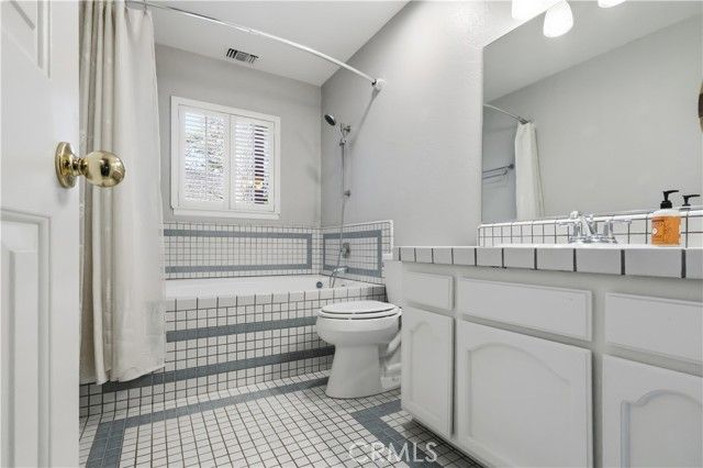 174 Golf Course Road, Lake Arrowhead, CA 92352