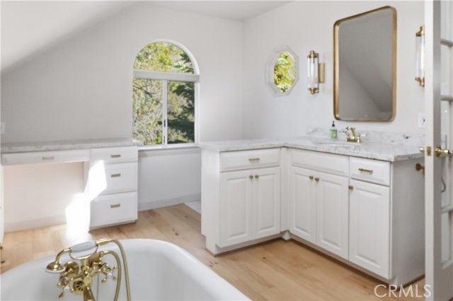 174 Golf Course Road, Lake Arrowhead, CA 92352