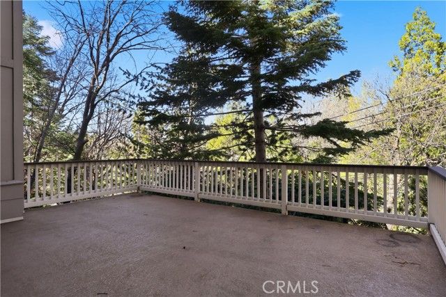 174 Golf Course Road, Lake Arrowhead, CA 92352