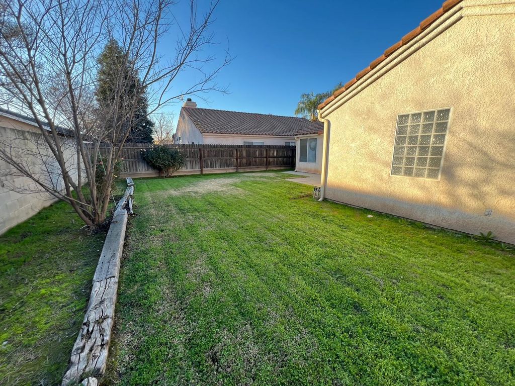 Image 22 of property listing at 1831 E Chennault Avenue, Fresno, CA 93720