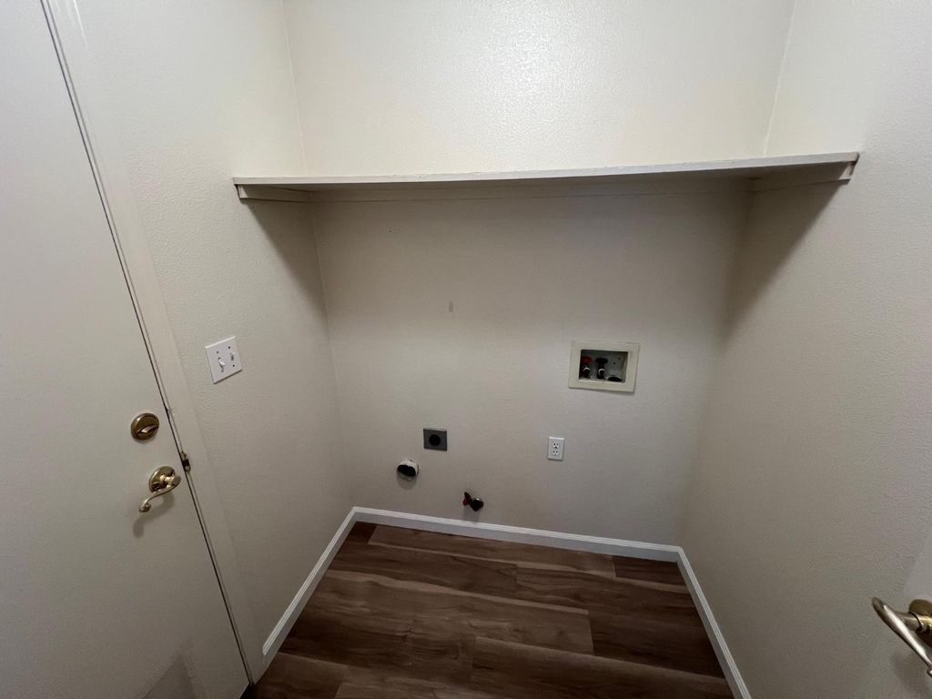 Image 9 of property listing at 1831 E Chennault Avenue, Fresno, CA 93720