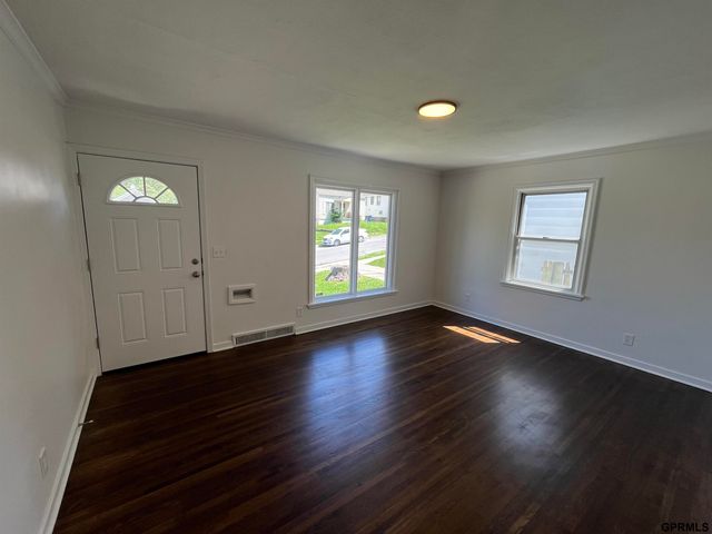 4819 Wirt Street, Omaha, NE 68104