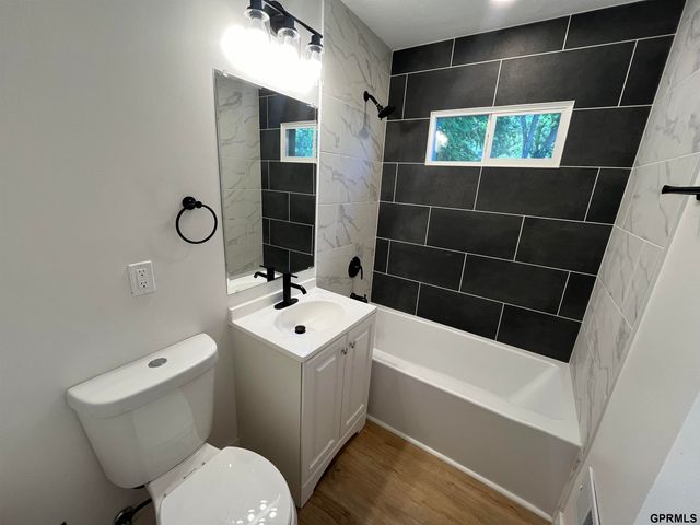 4819 Wirt Street, Omaha, NE 68104