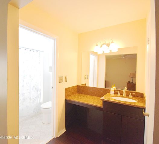 47 Sandhurst Street, Manchester, NJ 08759