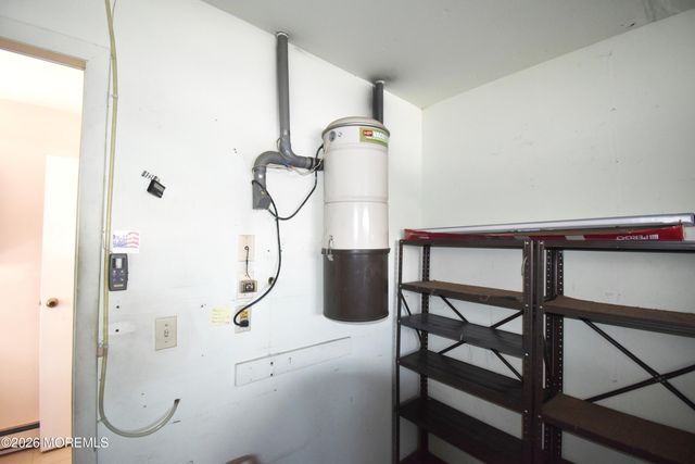 47 Sandhurst Street, Manchester, NJ 08759