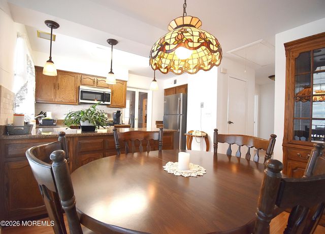 47 Sandhurst Street, Manchester, NJ 08759