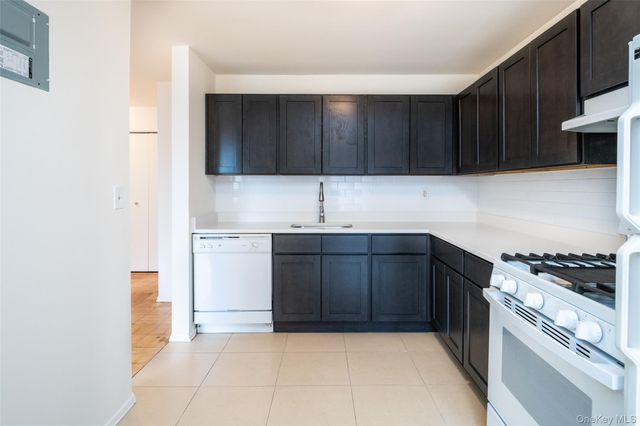 125 Lake Street 9-B South, White Plains, NY 10604