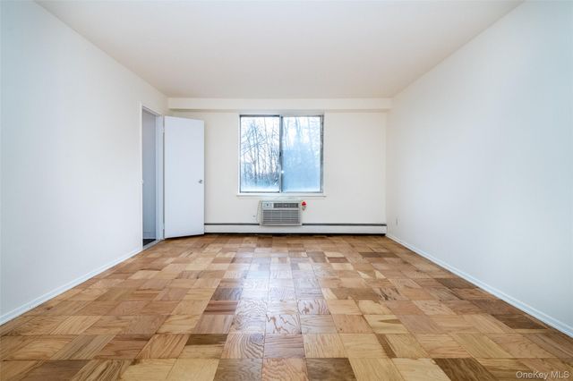 125 Lake Street 9-B South, White Plains, NY 10604