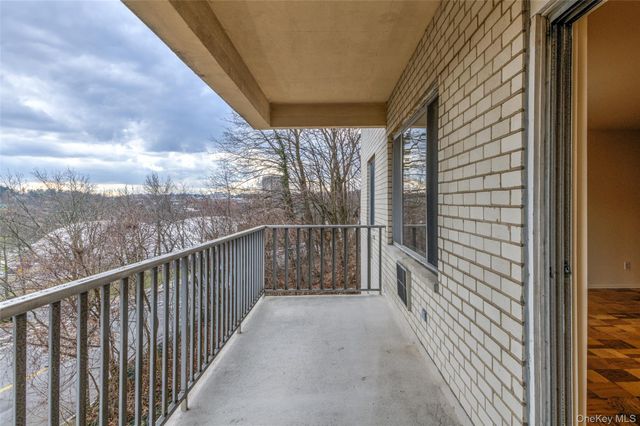 125 Lake Street 9-B South, White Plains, NY 10604