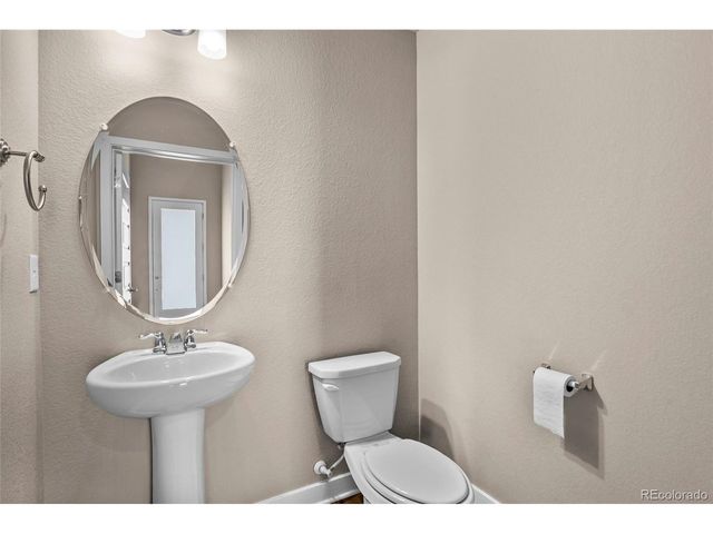 6647 N Pecos St, Denver, CO 80221