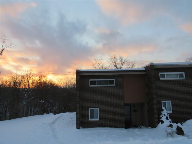 101 Rivermont Ct 101, Cheswick, PA 15024