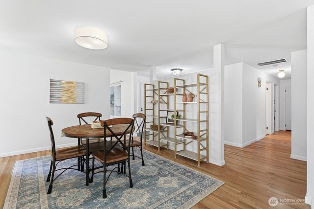 14563 167th Place SE, Renton, WA 98059