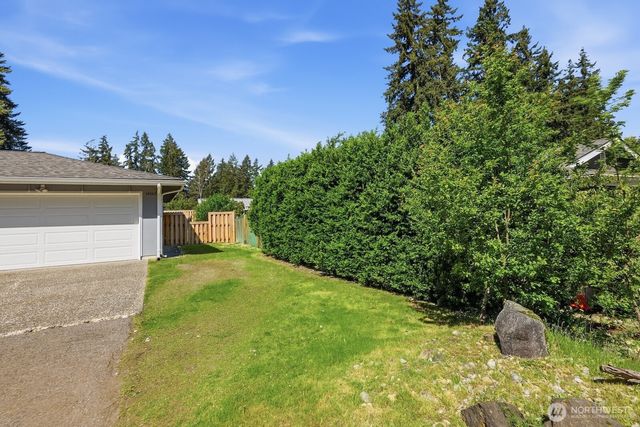 14563 167th Place SE, Renton, WA 98059