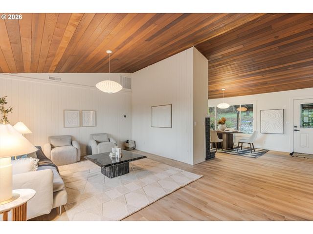 21912 Ne 68TH St, Vancouver, WA 98682