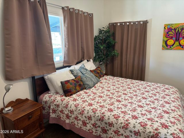 40 Cochise Row, Bisbee, AZ 85603