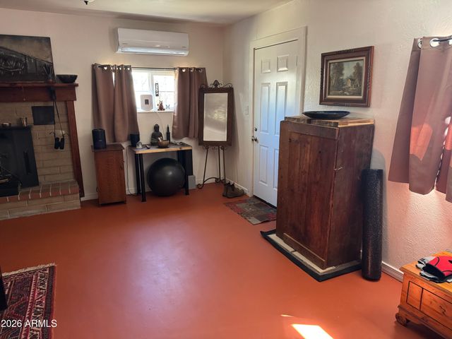 40 Cochise Row, Bisbee, AZ 85603