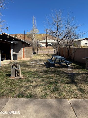 40 Cochise Row, Bisbee, AZ 85603