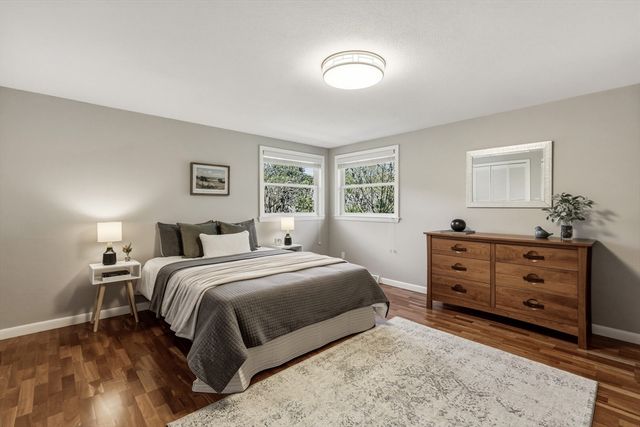 35 Chestnut Hill, South Hadley, MA 01075