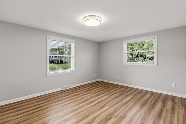 35 Chestnut Hill, South Hadley, MA 01075