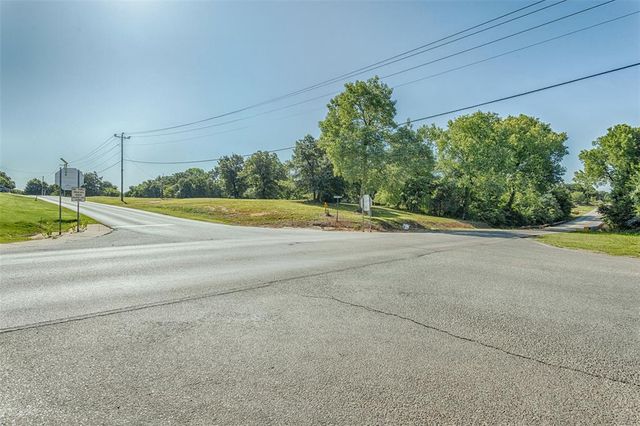 12100 S Broadway Street, Edmond, OK 73034
