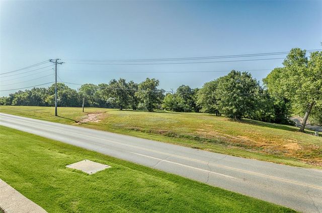 12100 S Broadway Street, Edmond, OK 73034