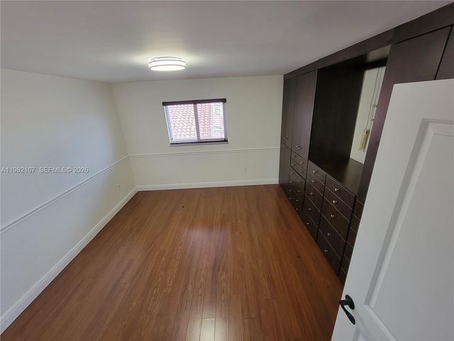 3011 W 76th St A-208, Hialeah, FL 33018