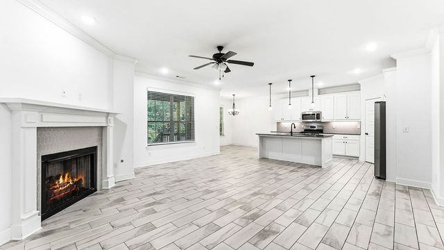1301 Leslie Street, Centerton, AR 72713