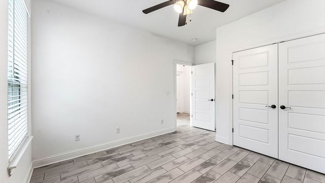 1301 Leslie Street, Centerton, AR 72713
