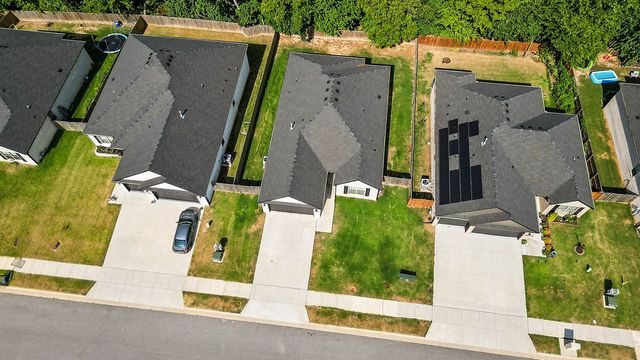 1301 Leslie Street, Centerton, AR 72713