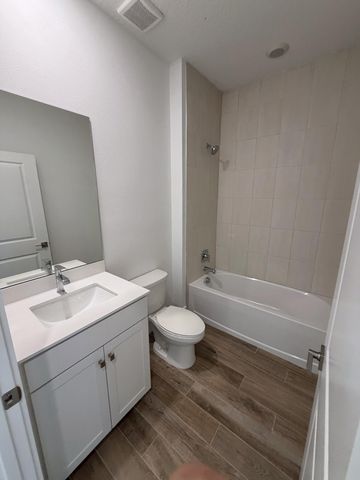 6660 SE Park Trace Drive, Stuart, FL 34997