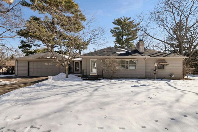 3525 The Mall, Minnetonka, MN 55345